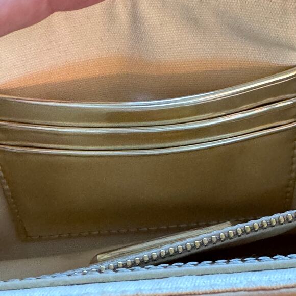 New TORY BURCH Kira Gold Metallic Leather Envelope Clutch Evening Handbag - Picture 12 of 16